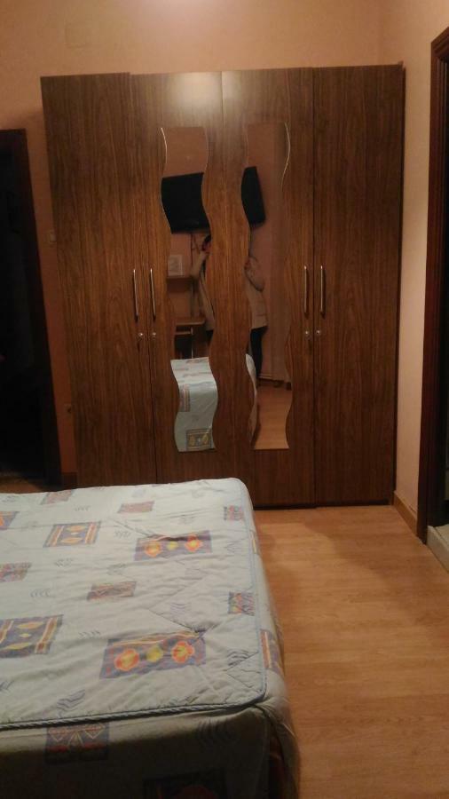 Hostal Goias 호텔 오비에도 외부 사진