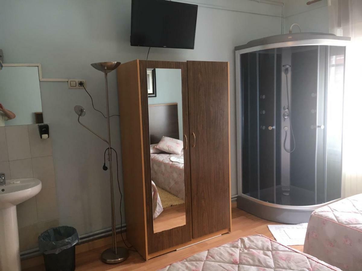 Hostal Goias 호텔 오비에도 외부 사진